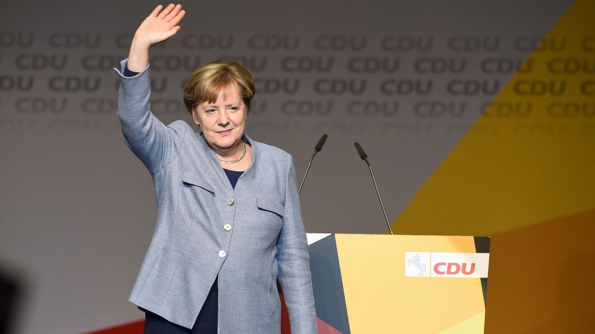 CDU po Merkelové: s ní, anebo bez?